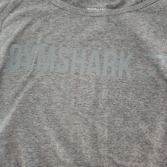 Gymshark Tops - Gymshark t-shirt like new